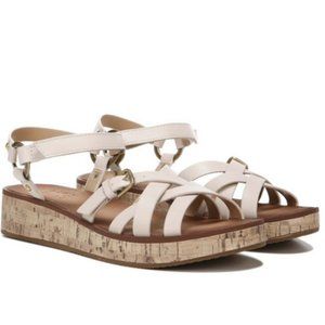 NATURALIZER Criss Cross Strappy Leather Flatform Sandals